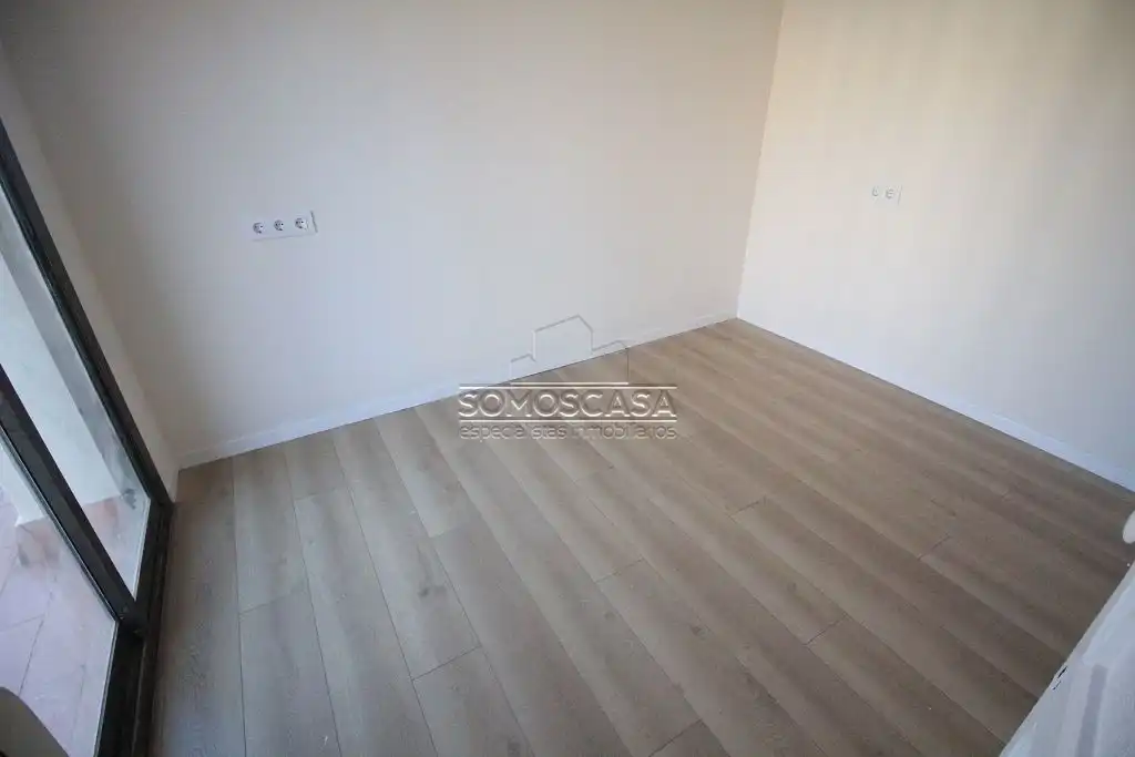 Piso con terraza en venta en Plaça de la Sagrada Família, imagen 9