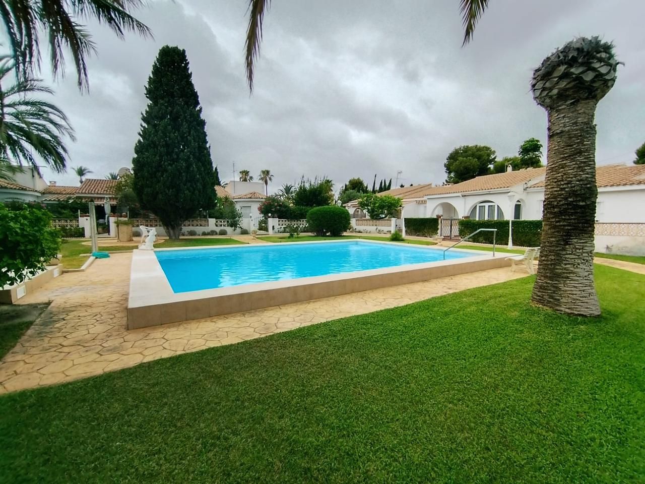 Swimming pool of House or chalet for sale in El Campello  with Private garden, Terrace and Swimming Pool