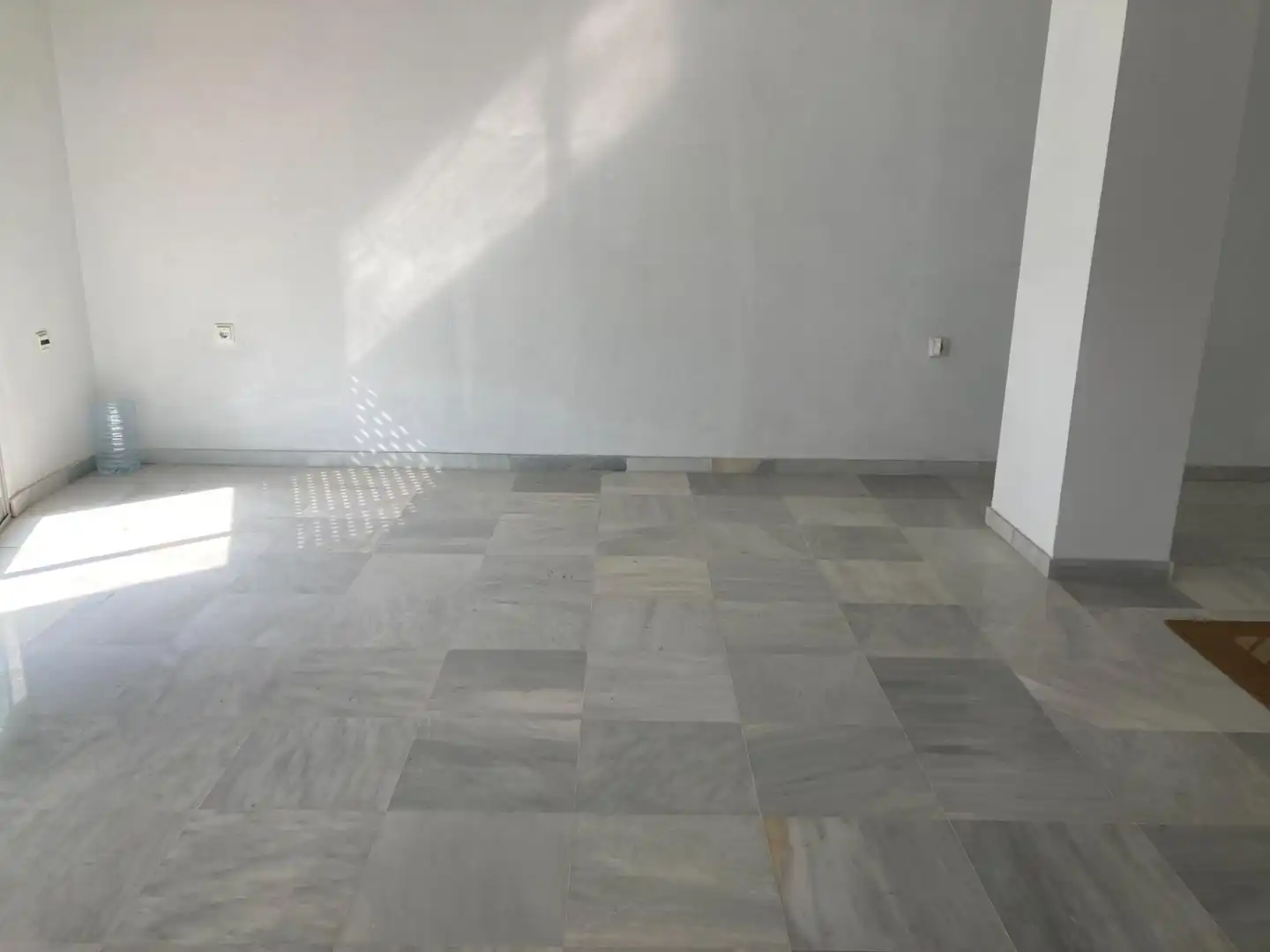 Habitación de Edificio en venta en Barbate