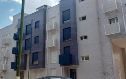 Vista exterior de Dúplex en venda en Burgos Capital amb Calefacció, Terrassa i Moblat