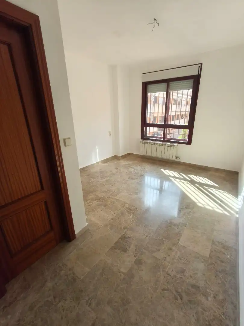 Flat for sale in Alhendín  with Air Conditioner, Heating and Storage room