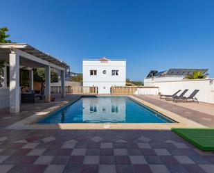 Piscina de Casa o xalet en venda en Dílar amb Aire condicionat, Calefacció i Jardí privat