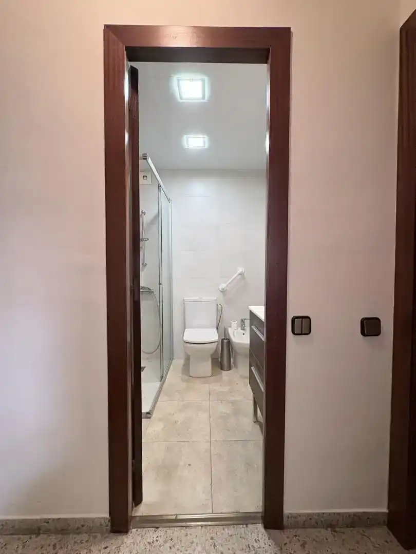 Bany de Pis en venda en Sant Cugat del Vallès amb Aire condicionat i Balcó