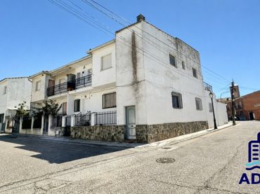 Terraced house with balcony for sale in Huecas