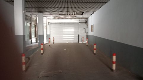 garaje cerrado de 14m2 en angel guimera en salt, immagine 3