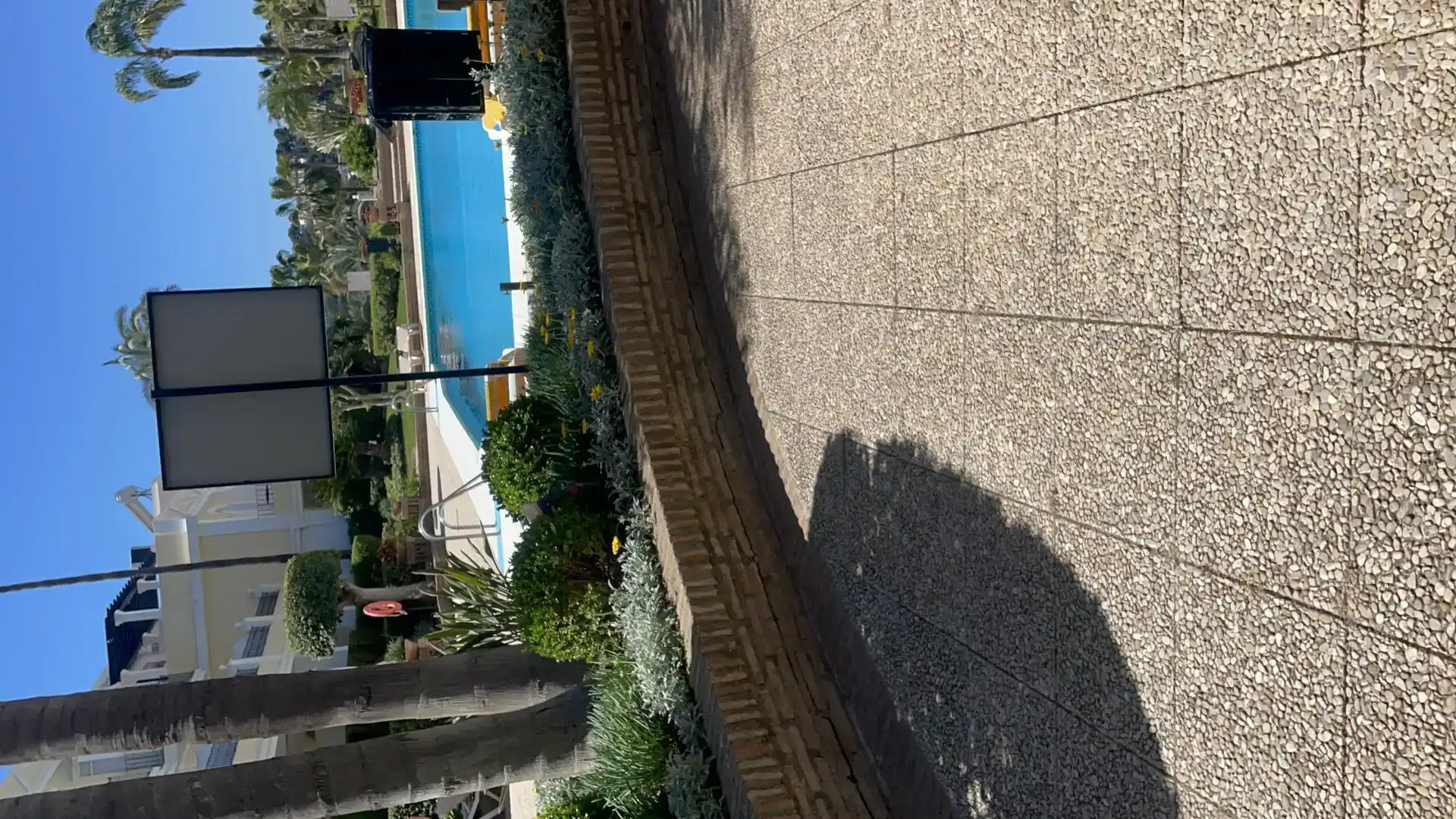 Terrasse von Wohnung zur Miete in Marbella mit Klimaanlage, Privatgarten und Schwimmbad