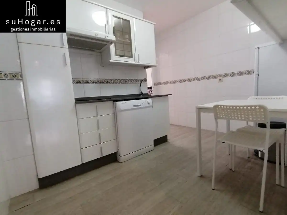 Cocina de Apartamento de alquiler en Badajoz con Calefacción, Terraza y Trastero