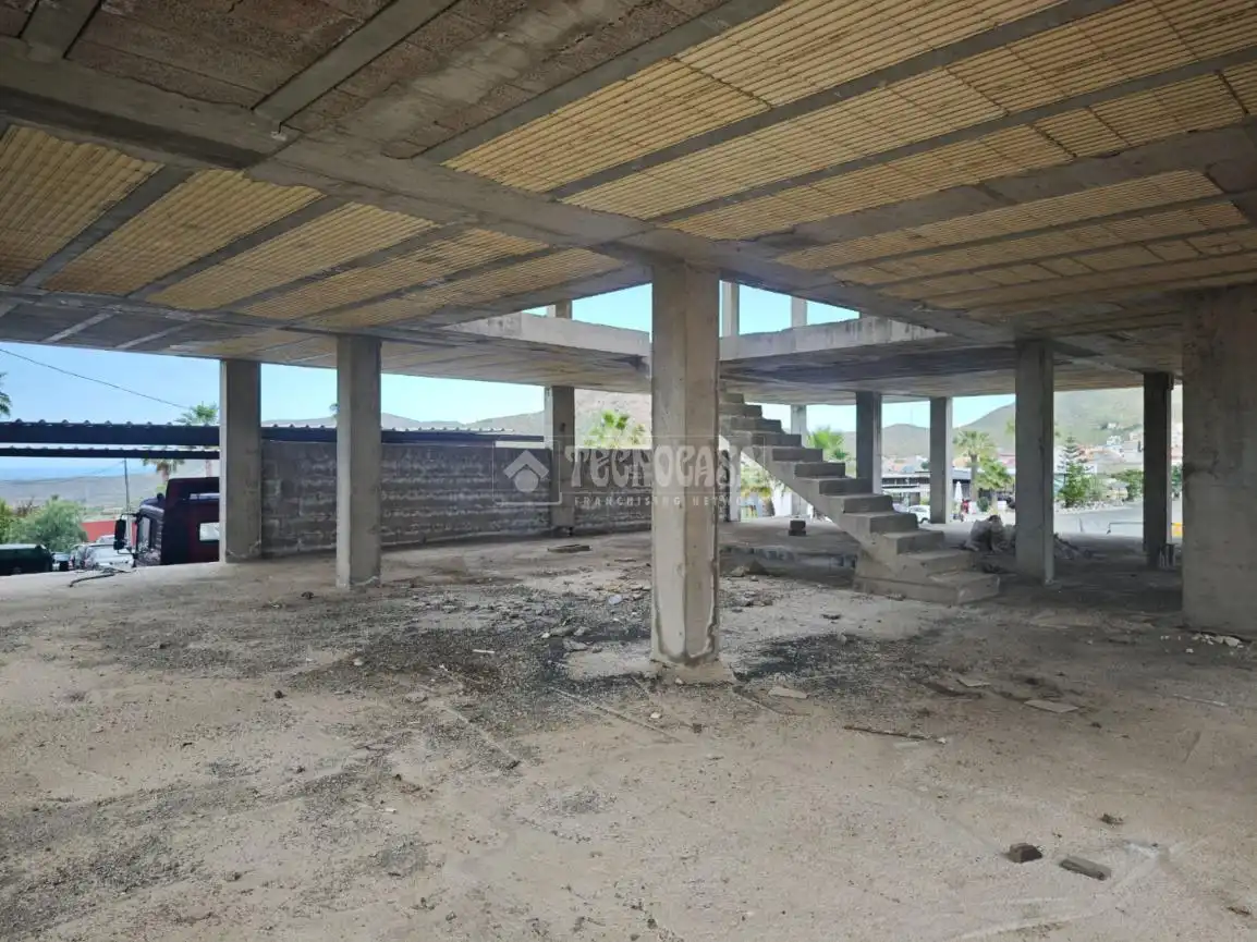 Edifici en venda en Arona