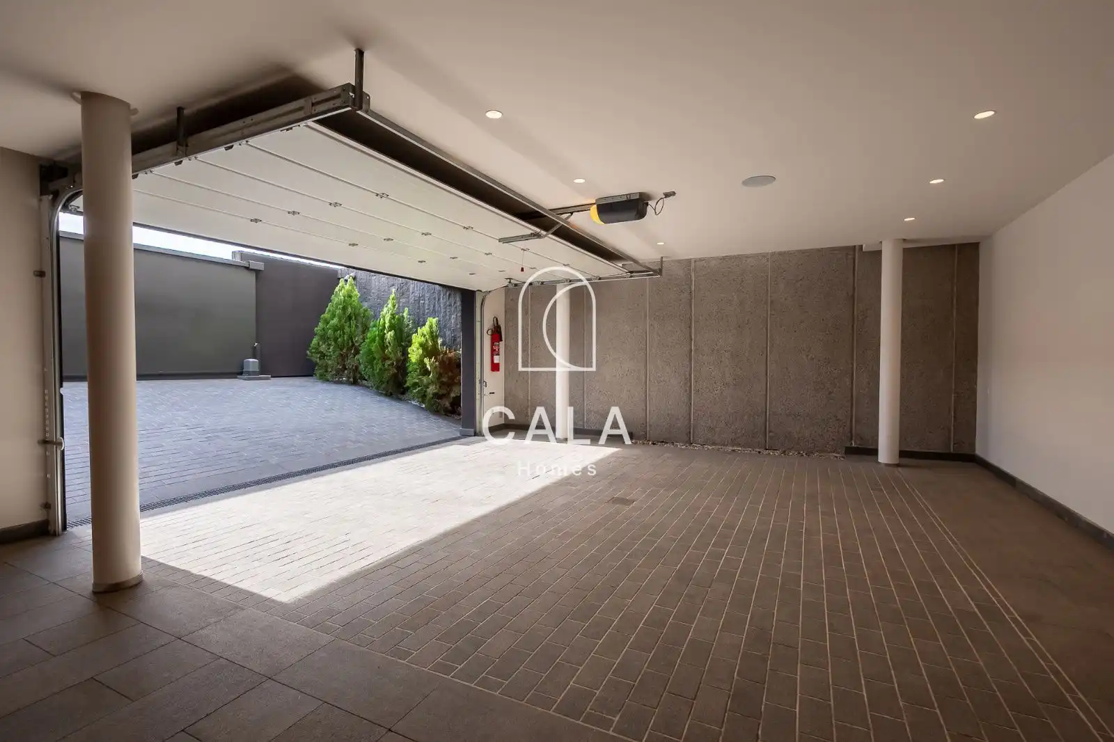 Parking of Houses for sale in Adeje  with Air Conditioner, Heating and Terrace