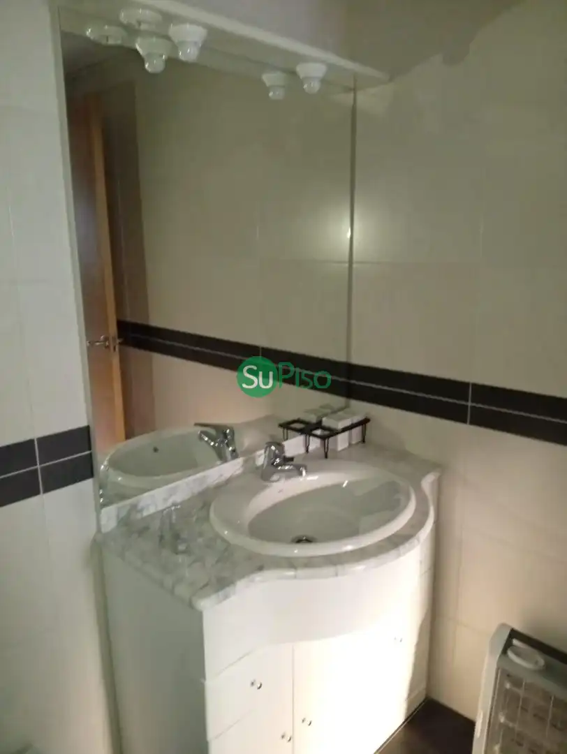 Baño de Piso en venta en Recas con Aire acondicionado, Calefacción y Trastero
