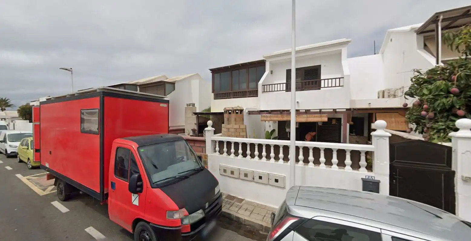 Vista exterior de Piso en venta en San Bartolomé