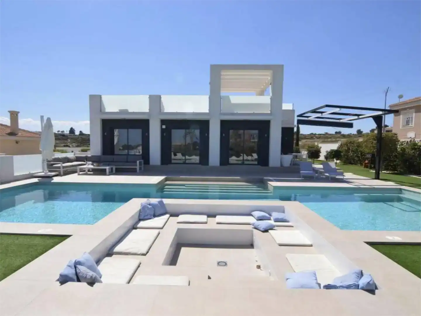 Piscina de Casa o xalet de lloguer en Desamparados - Hurchillo - Torremendo