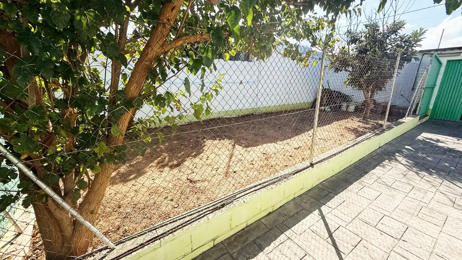 Jardí de Casa o xalet en venda en Chiclana de la Frontera amb Jardí privat, Terrassa i Traster