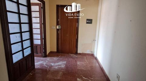 Foto 2 de Pis en venda a Avda de Madrid - Pº de la Estación,  Jaén Capital