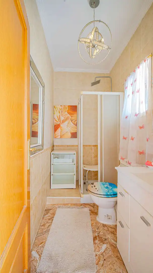 Baño de Casa o chalet en venta en Orihuela con Aire acondicionado, Calefacción y Terraza