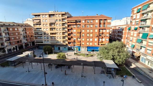 Piso en Venta en Calle Huesca en Jesuitas