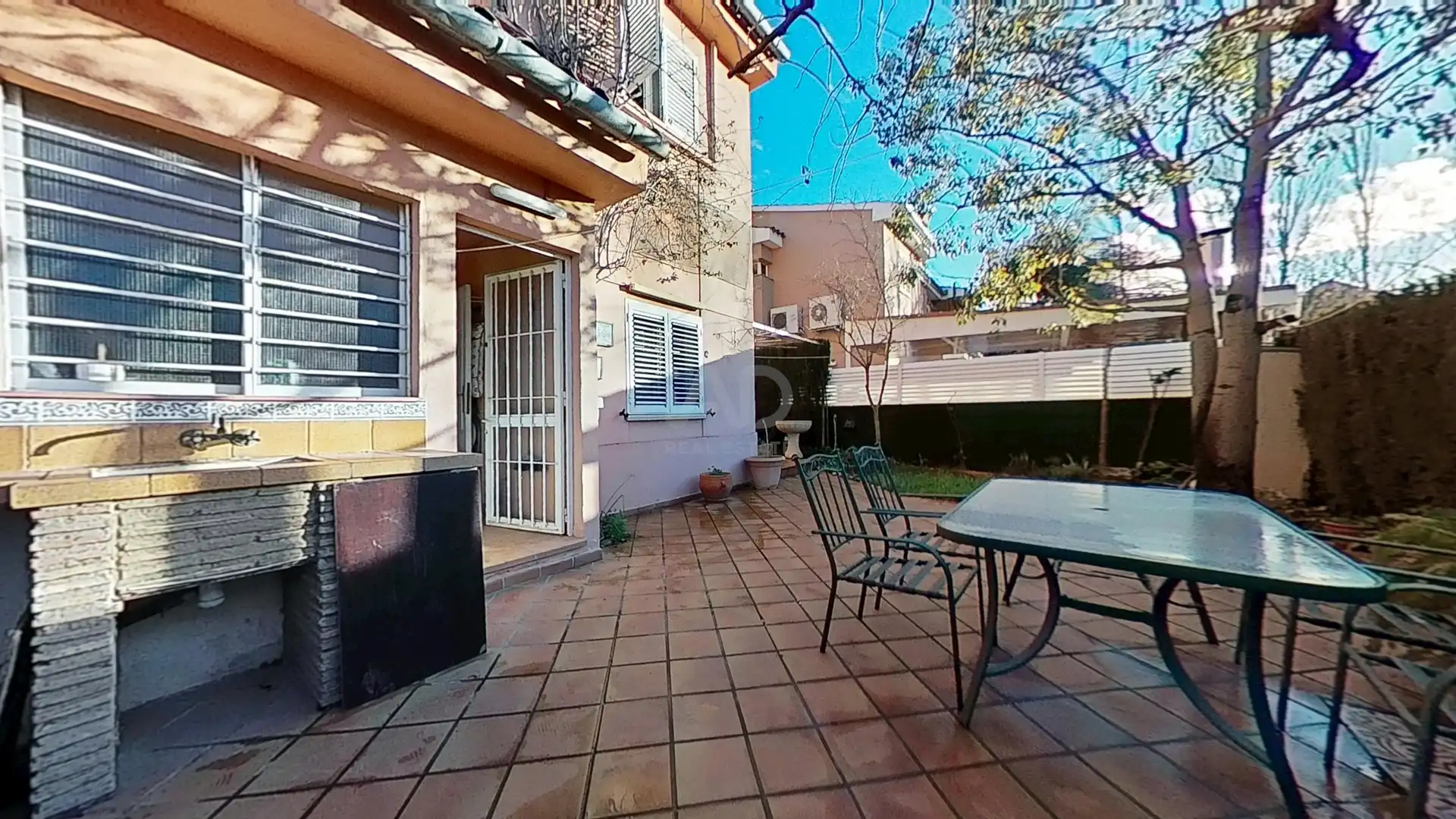 Jardín de Casa adosada en venta en Castellón de la Plana / Castelló de la Plana con Aire acondicionado, Calefacción y Terraza