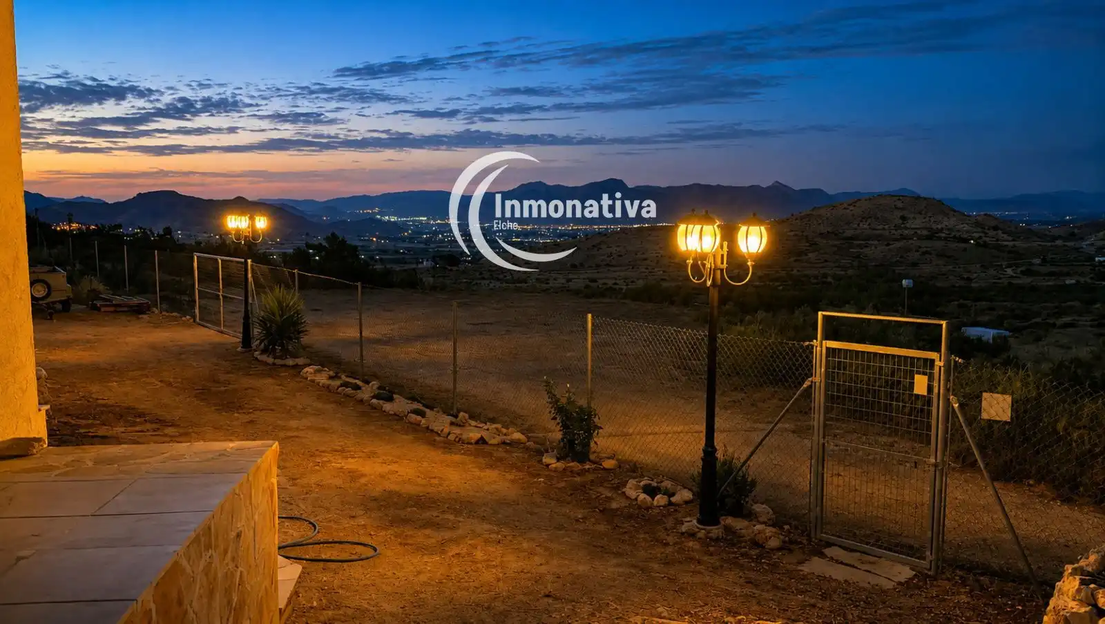 Exterior view of Houses for sale in Pedanías Oeste