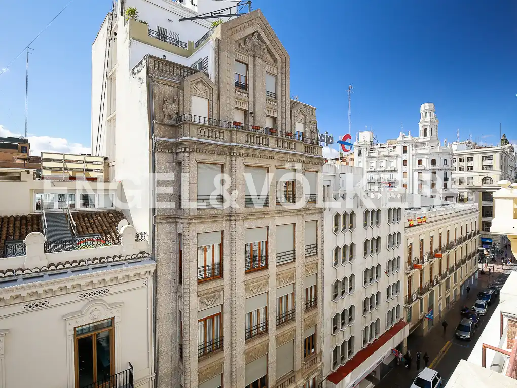 Außenansicht von Dachboden zur Miete in Valencia mit Klimaanlage, Heizung und Terrasse