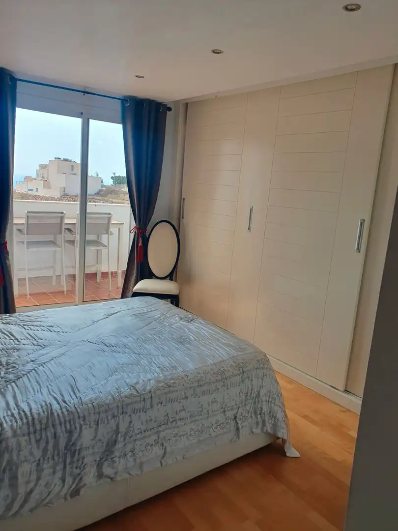 Habitación de Casa adosada de alquiler en Roquetas de Mar con Aire acondicionado, Calefacción y Parquet