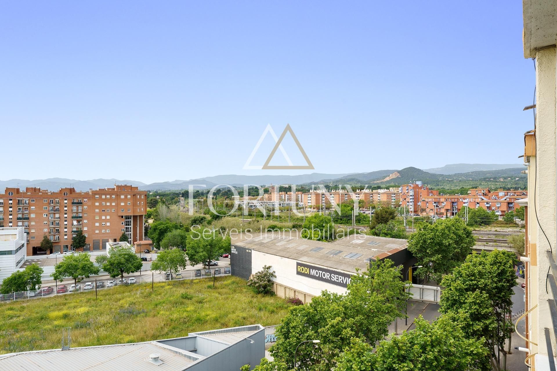 Flat for sale in  PAISOS CATALANS, Ponent