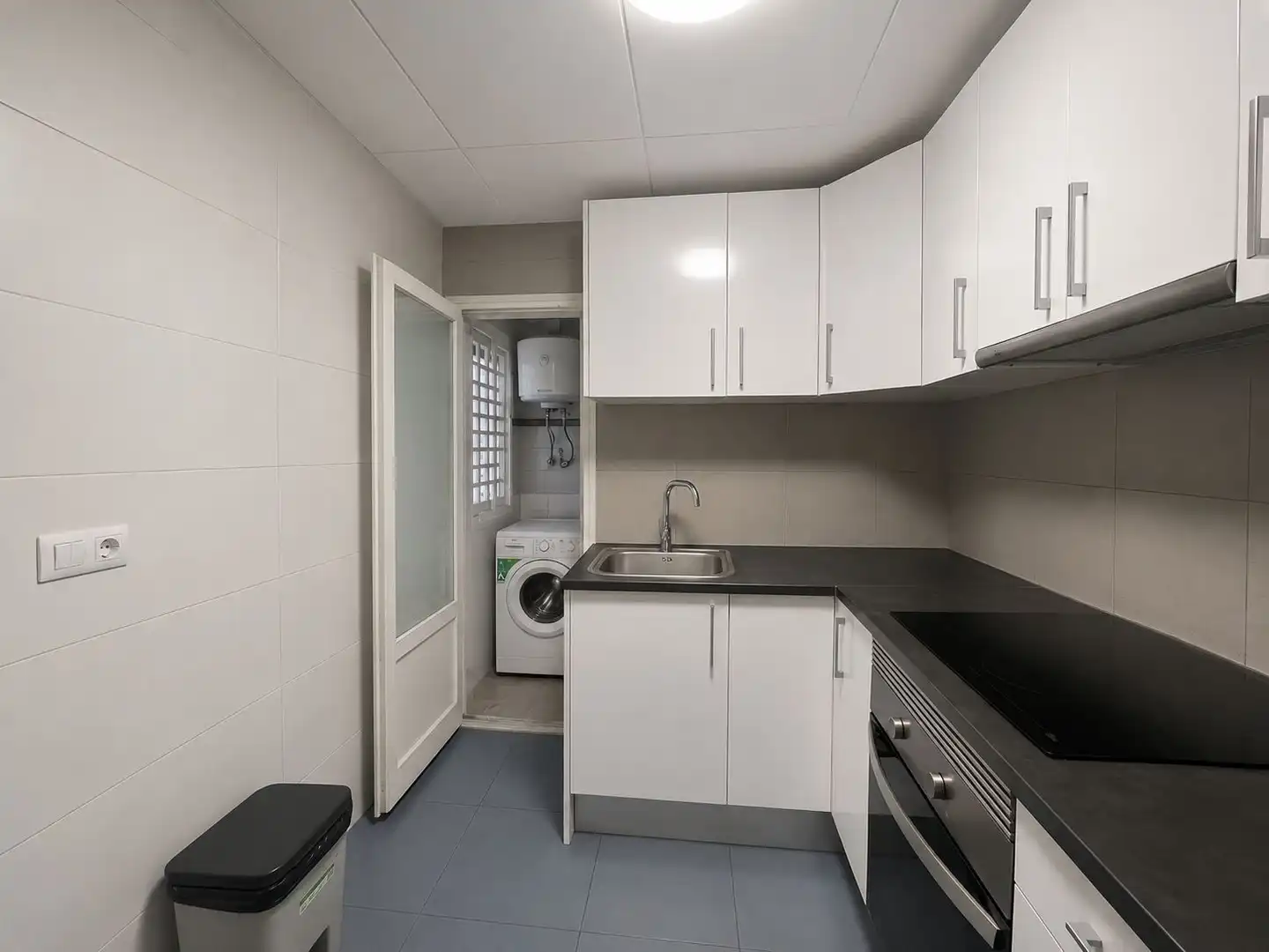 Kitchen of Flat for sale in Badalona