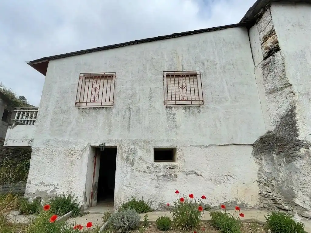 Casa rústica amb jardí en venda a Vilanuiz 15