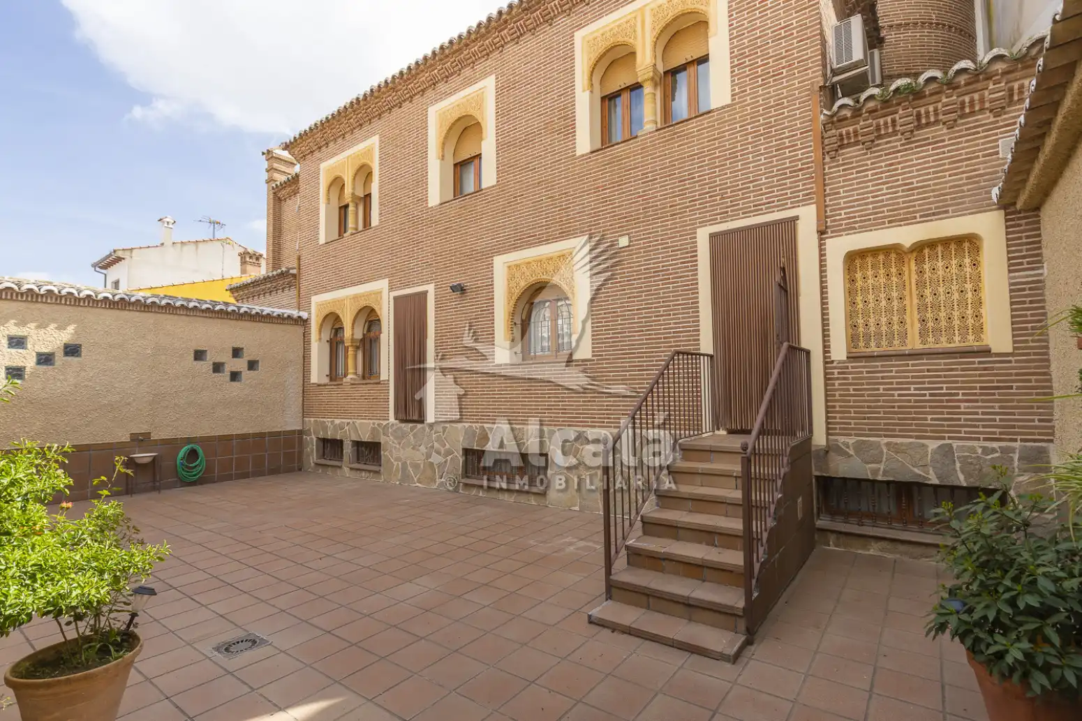Vista exterior de Casa adosada en venta en Torrijos con Aire acondicionado, Calefacción y Terraza
