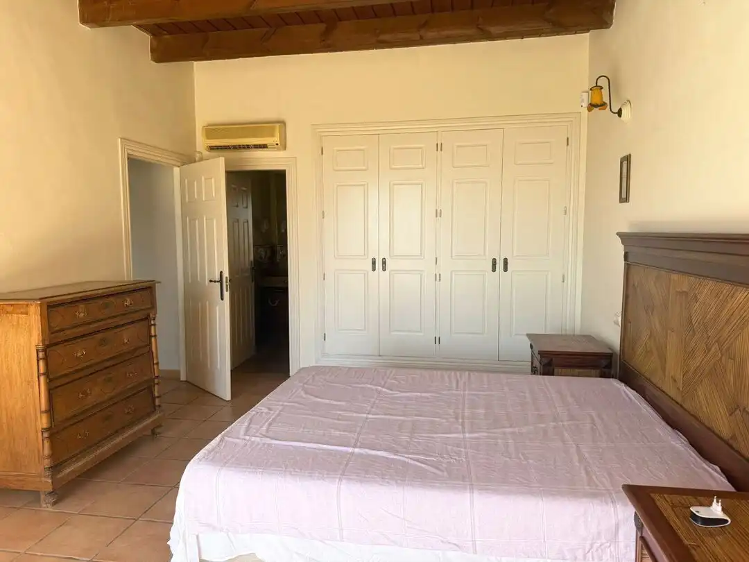 Dormitori de Dúplex en venda en Estepona amb Calefacció, Jardí privat i Terrassa