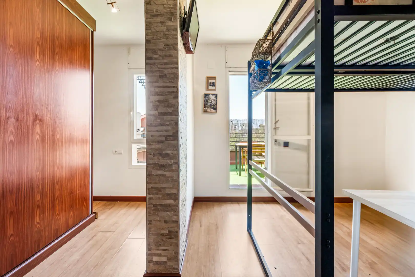 Wohnung zum Verkauf in Castelldefels mit Klimaanlage, Heizung und Terrasse