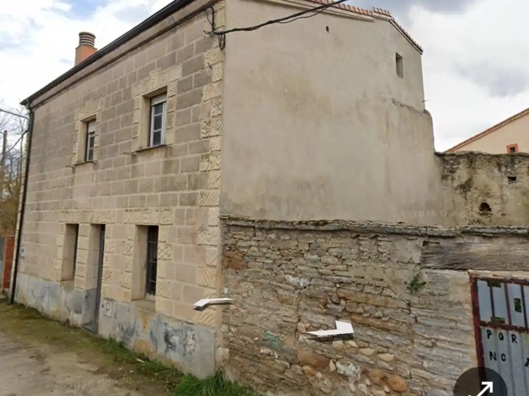 Vista exterior de Casa o chalet en venta en Santa María Ribarredonda, Burgos