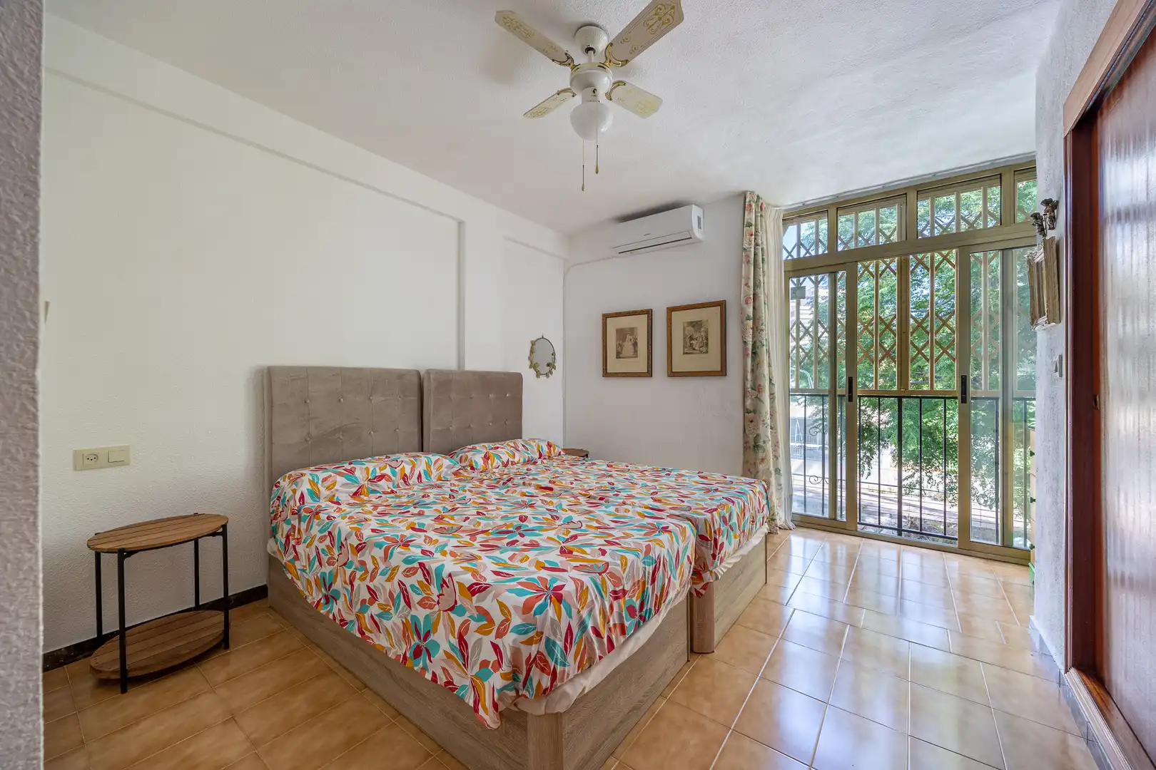 Dormitori de Casa adosada en venda en Benidorm amb Piscina, Moblat i Piscina comunitària