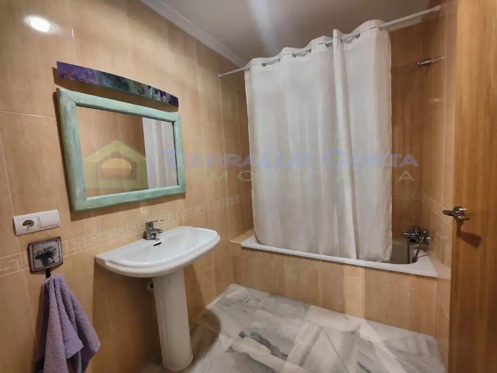 Baño de Planta baja en venta en Lepe con Aire acondicionado y Amueblado