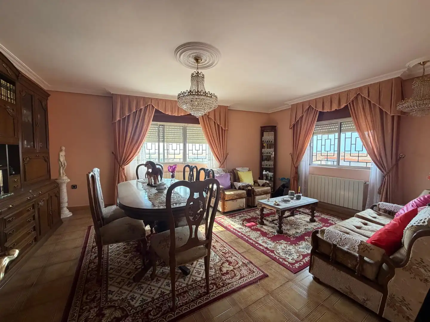 Sala d'estar de Finca rústica en venda en Torrecilla de la Orden amb Calefacció, Terrassa i Traster