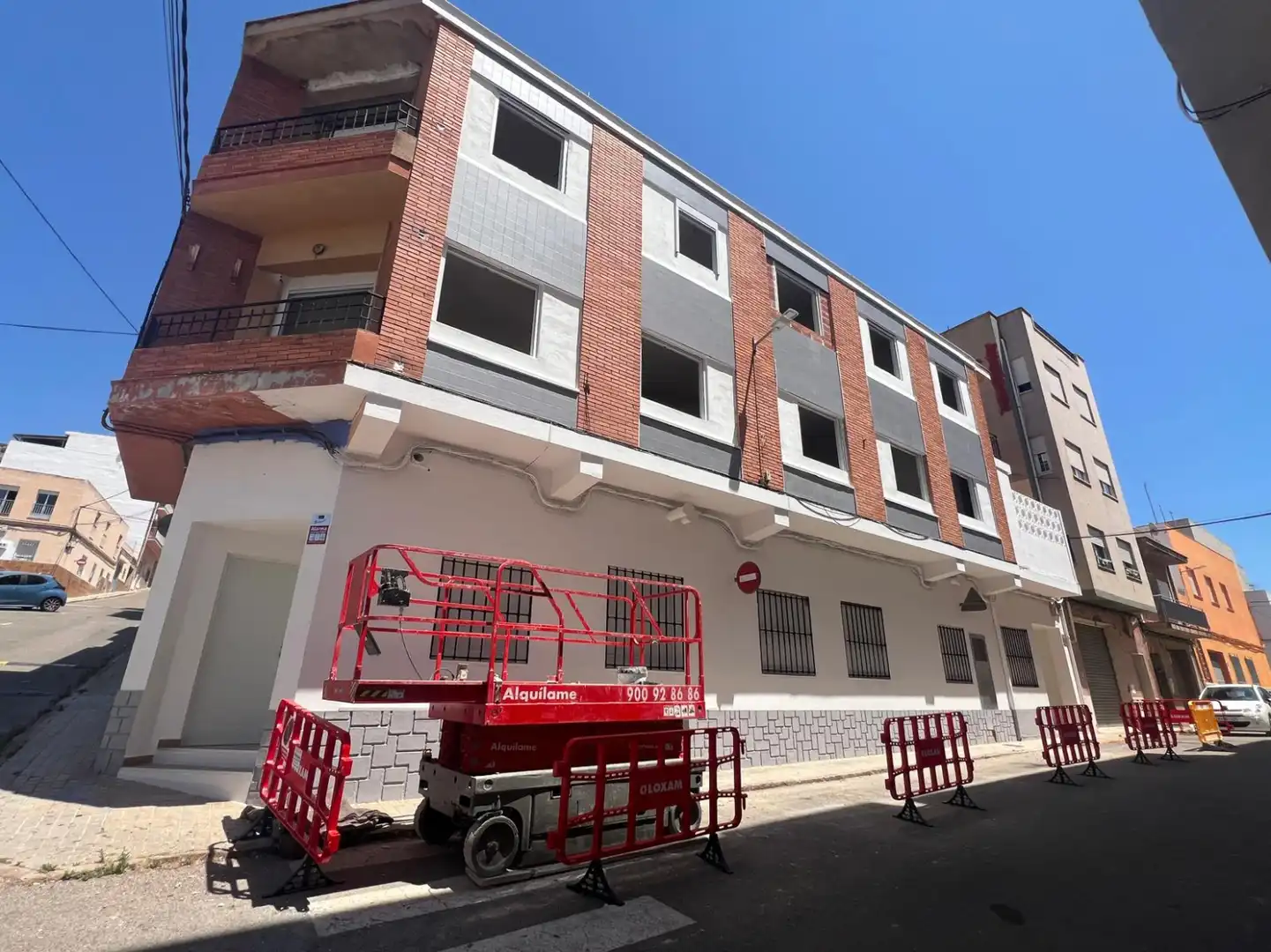 Vista exterior de Àtic en venda en Almenara amb Terrassa i Balcó