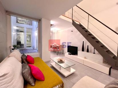 Living room of Flat for sale in  Madrid Capital