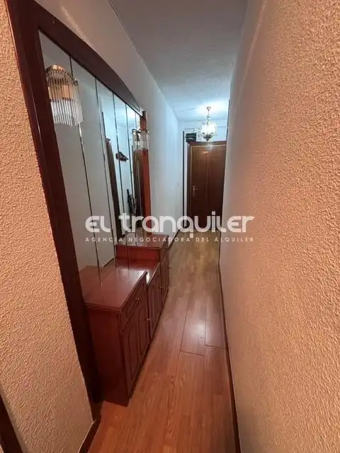 Wohnung zur Miete in Madrid mit Klimaanlage, Terrasse und Möbliert