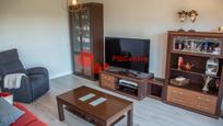 Living room of Flat for sale in Pinto  with Air Conditioner