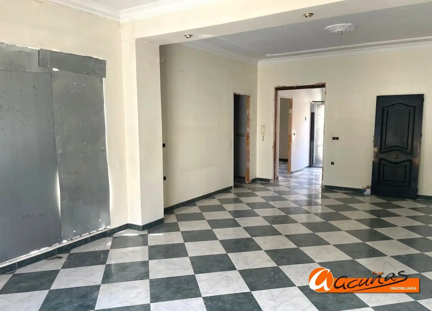 Casa adosada en venta en Gilena con Terraza y Trastero