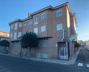 Exterior view of Premises for sale in Navalperal de Pinares