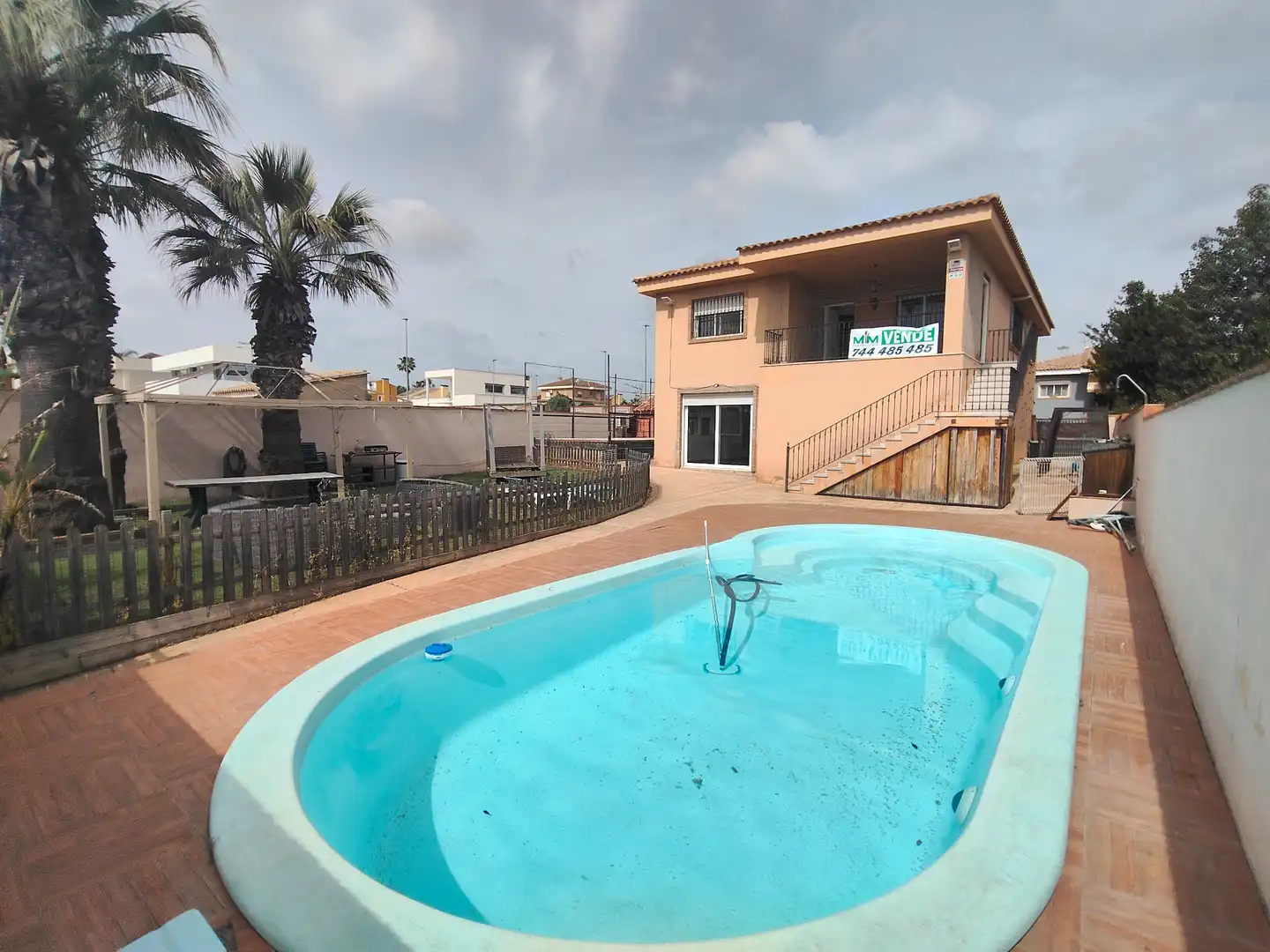 Piscina de Casa o chalet en venta en La Pobla de Vallbona con Aire acondicionado, Jardín privado y Terraza