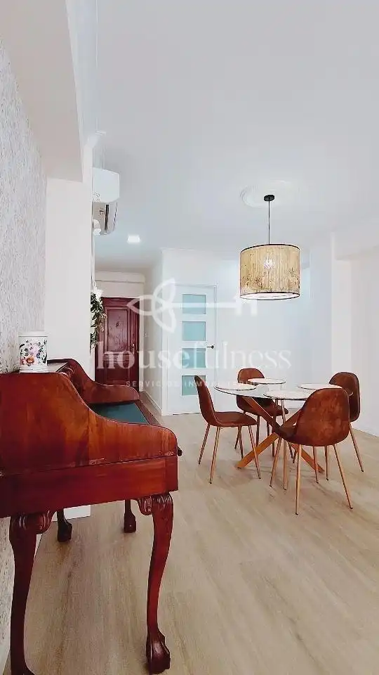 Comedor de Piso de alquiler en Ferrol con Aire acondicionado, Calefacción y Terraza