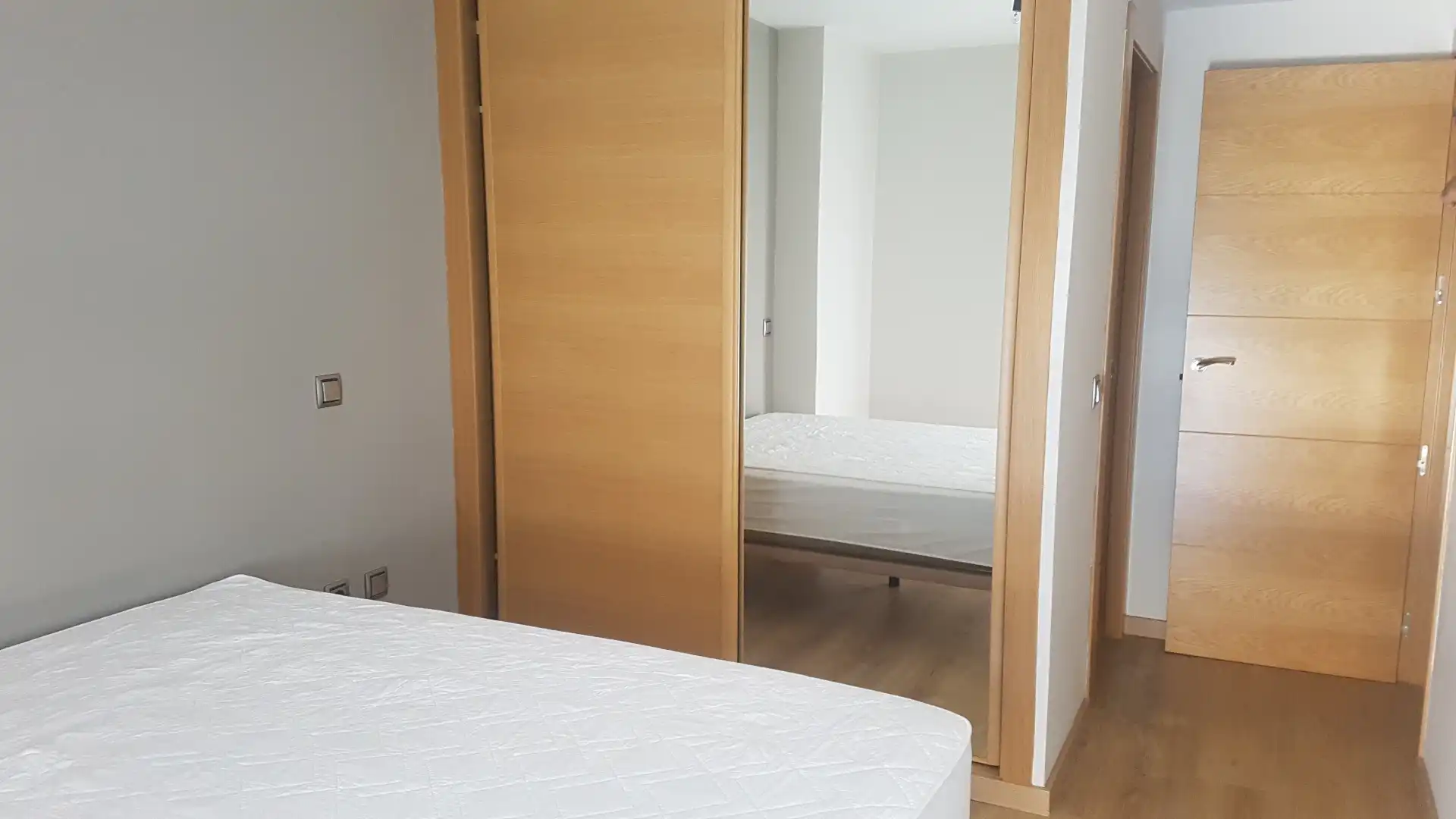 Habitación de Piso de alquiler en Pinto con Aire acondicionado, Calefacción y Trastero