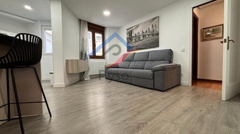 Foto 2 de Piso de alquiler en Avenida de Valdecilla, 2, Cuatro Caminos, Santander