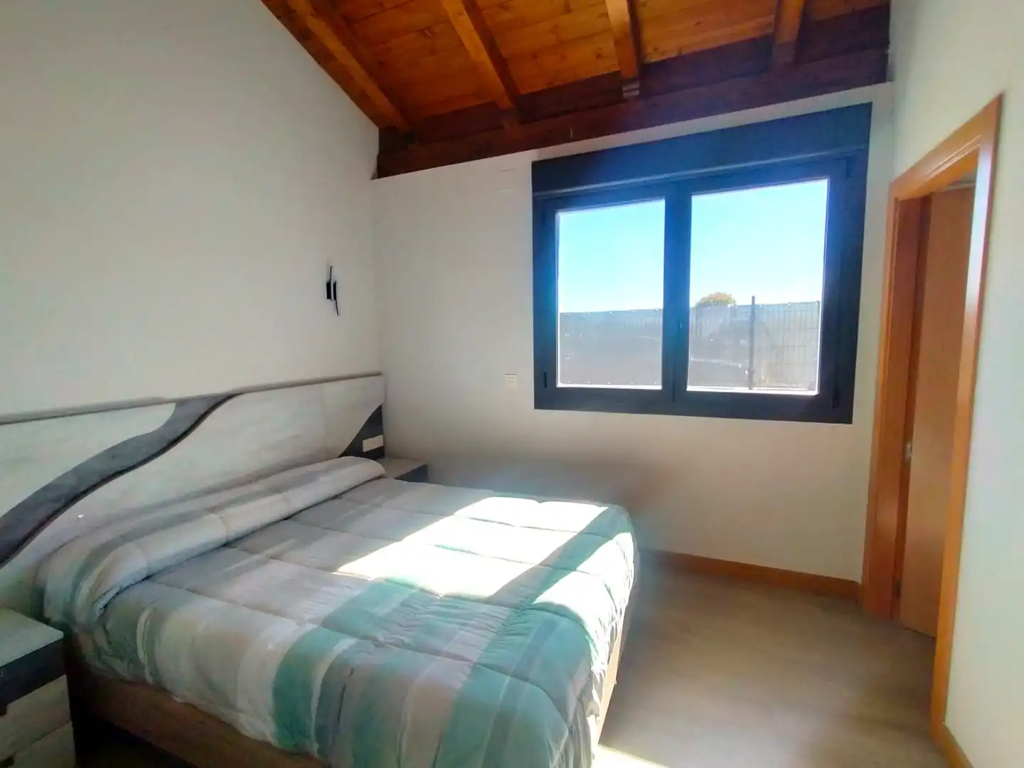 Habitación de Casa o chalet en venta en Haro con Calefacción y Jardín privado
