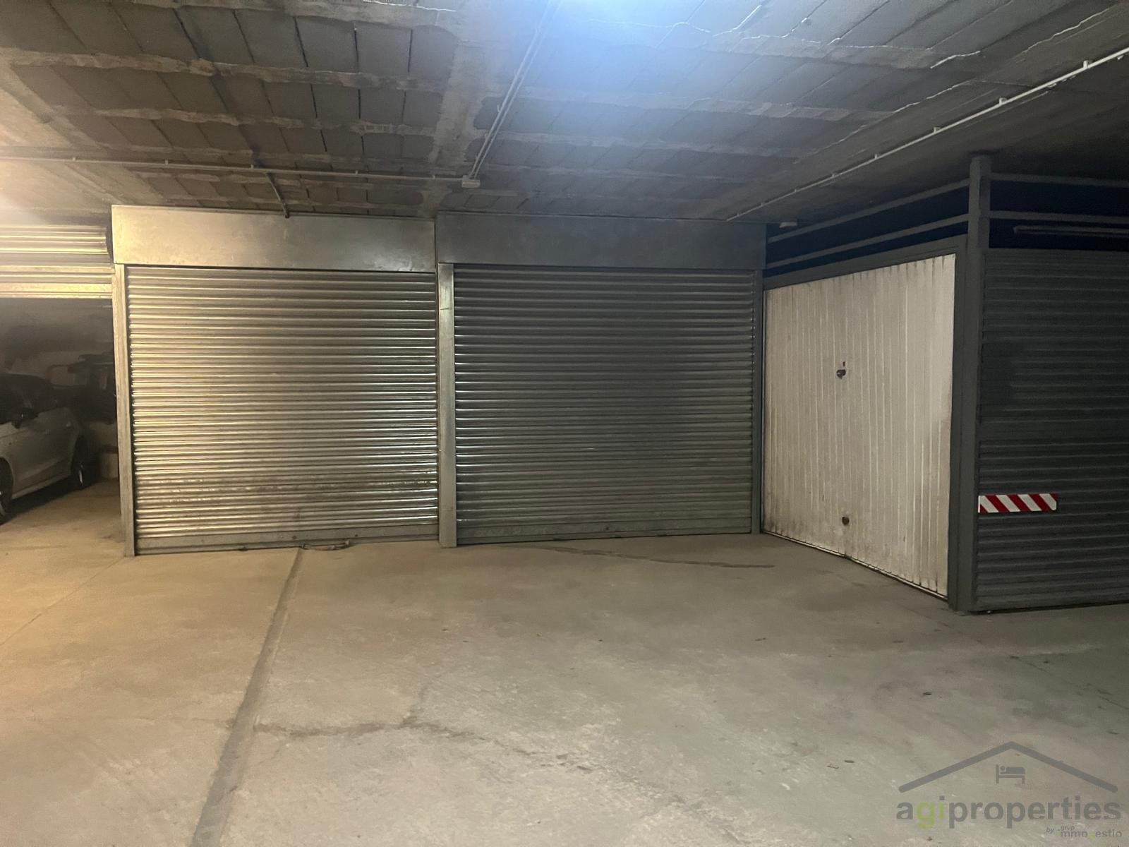 Aparcament de Garatge en venda en Roses