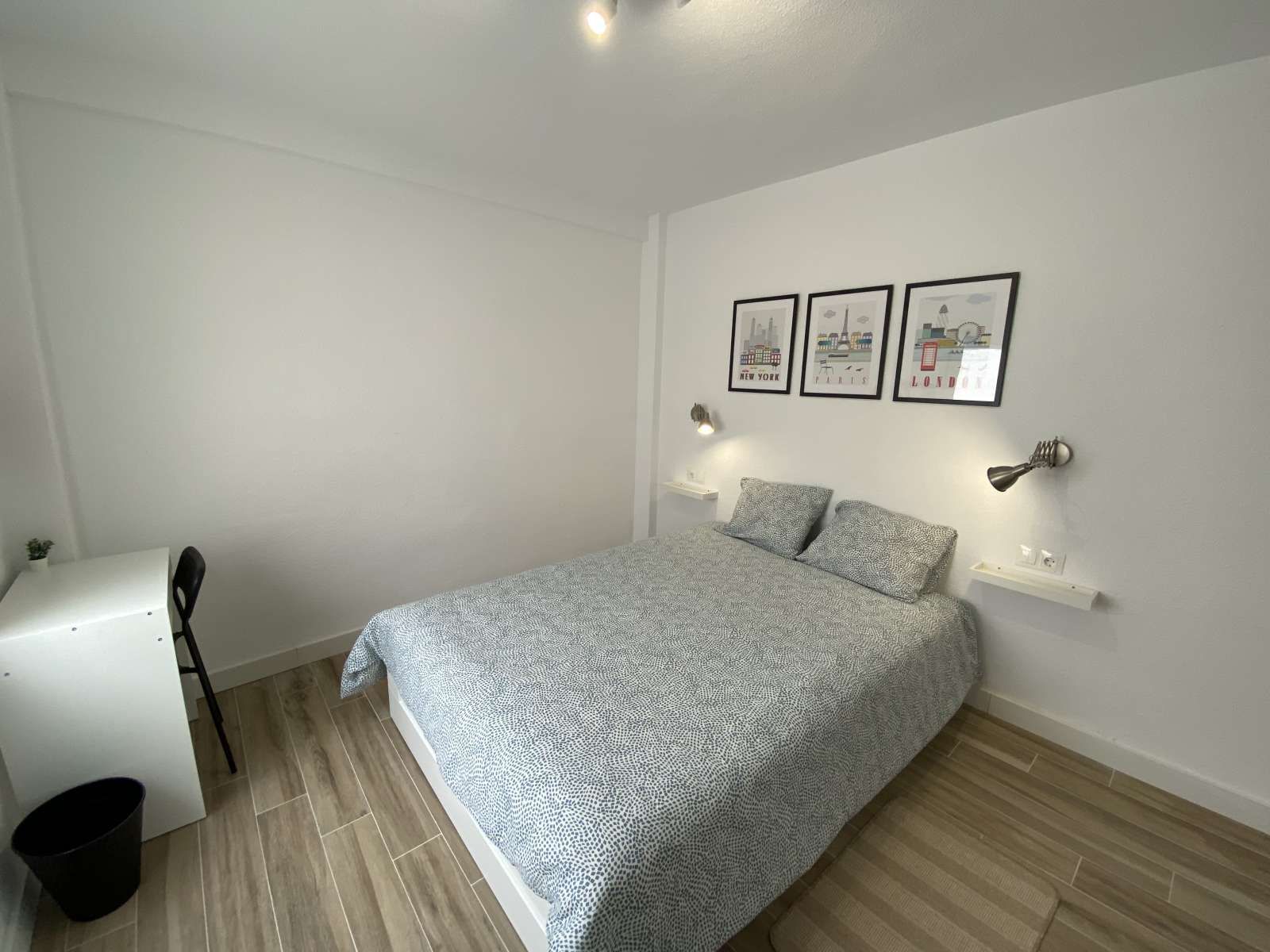 Bedroom of Flat to share in Alicante / Alacant  with Air Conditioner and Terrace