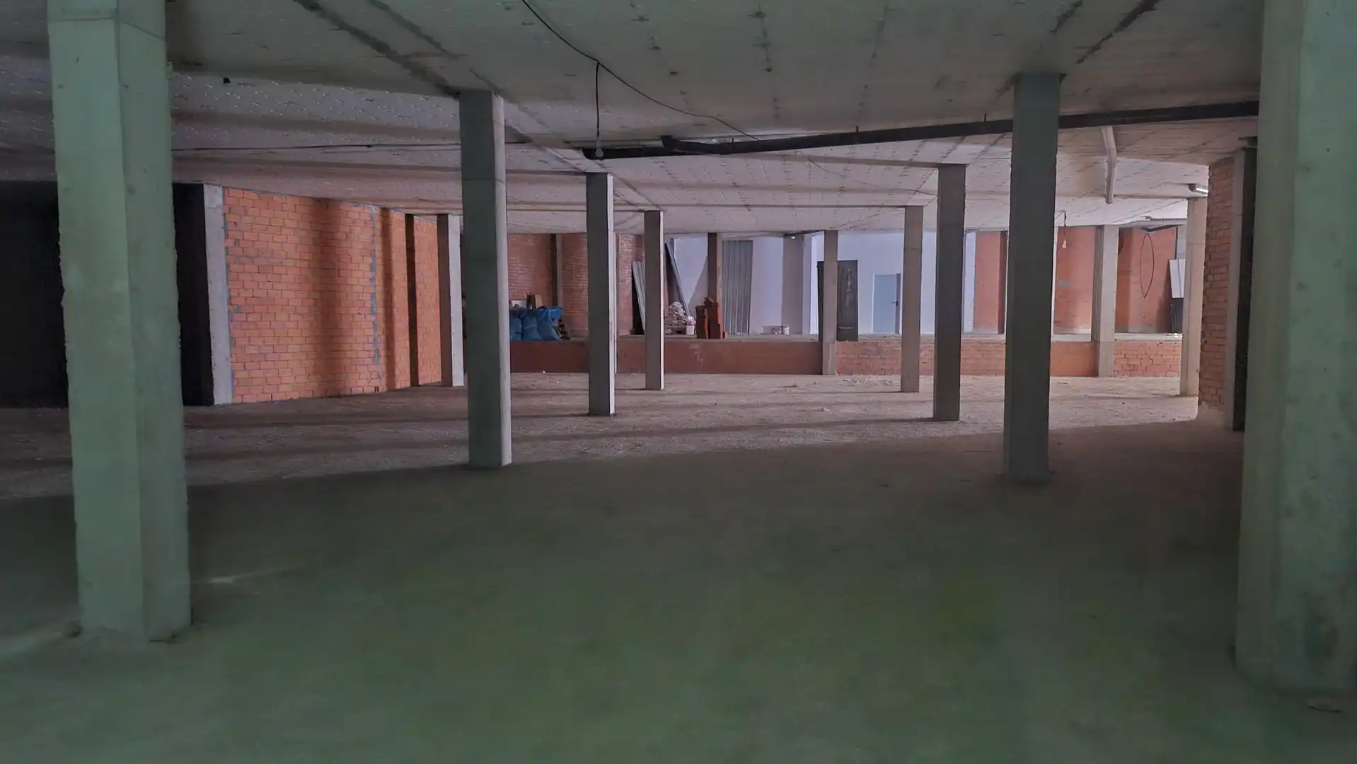 Local comercial en venda a Avenida das Carolinas 49, Vilagarcía de Arousa, España, imagen 20