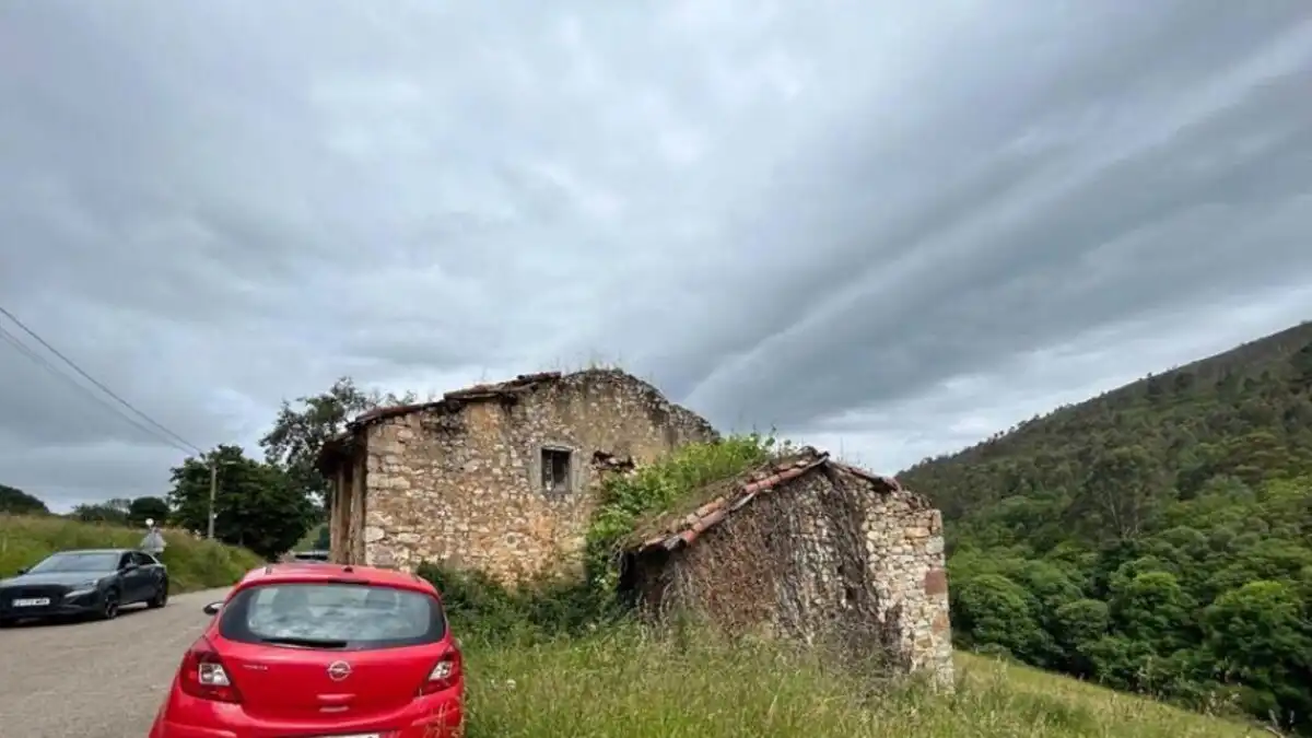 Residencial en venda en Caso