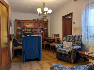 Casa amb jardí en venda a Monzón